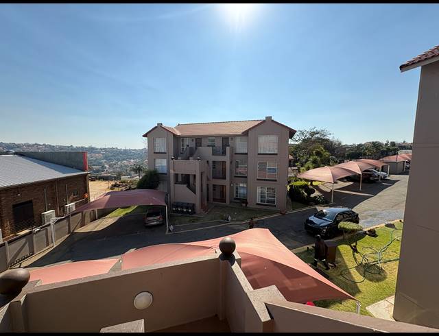 2 BEDROOM APARTMENT FOR SALE IN BASSONIA